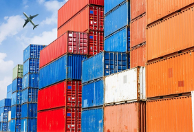 深圳国际海运在位置以及代理程序方面的优势